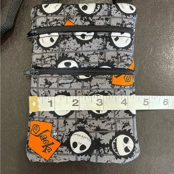 Nightmare Before Christmas new handmade two zippered crossbody NWOT - Picture 7 of 13